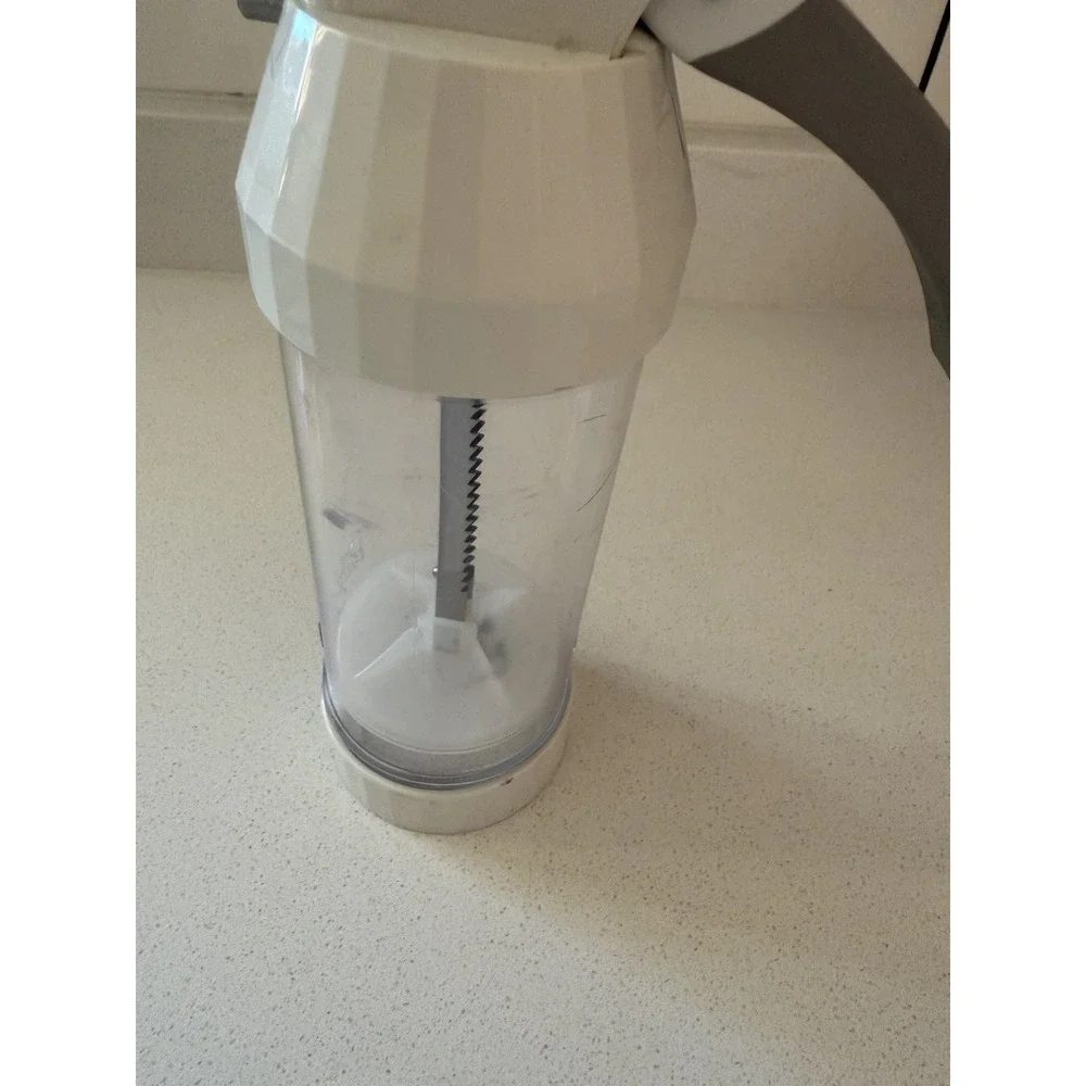 The Pampered Chef Cookie Press 1525 Twist Locking Ring